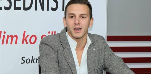 12249839 930484073701375 8299425987595701422 n